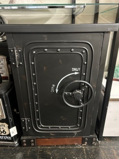 金庫　ビンテージ　インテリア　収納