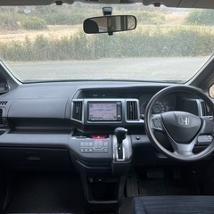 ホンダ ステップワゴン 5D GL パッケージの画像