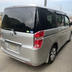 ホンダ ステップワゴン 5D GL パッケージの画像