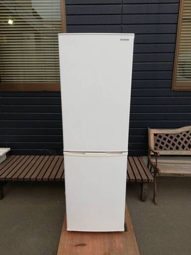 【23031001】冷凍冷蔵庫　アイリスオーヤマ　AF-162-W　2020年製　冷凍室62L　冷蔵室100L【引取限定】