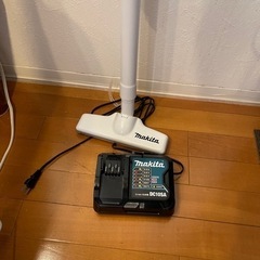 コードレス掃除機　美品　きまりました！！の画像