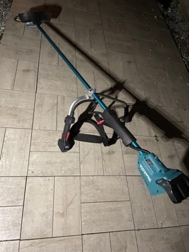 マキタ 充電式草刈機 バッテリー式