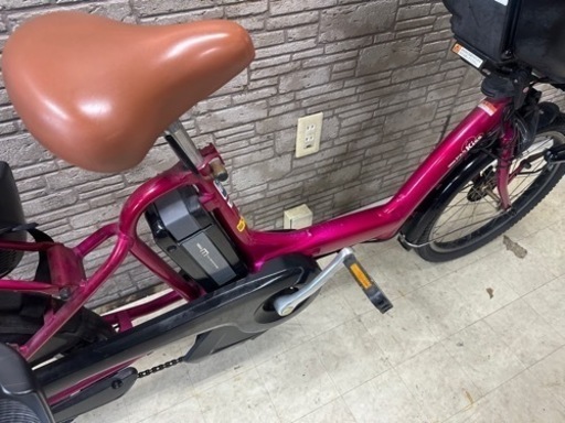新生活応援SALE  東京23区配達無料　新基準　ヤマハ　パスキス　8.1Ah リチウム 電動自転車 中古 121