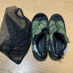 ウォーターシューズ　水遊び　
