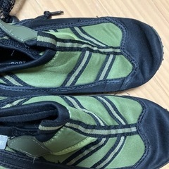 ウォーターシューズ　水遊び　の画像