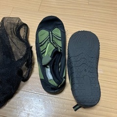ウォーターシューズ　水遊び　の画像