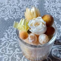 飾り物　プリザーブドフラワーの画像
