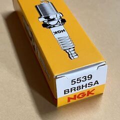 新品ＮＧＫプラグ　BR8HSA 1本　ライブディオ　ジャイロＸ　...