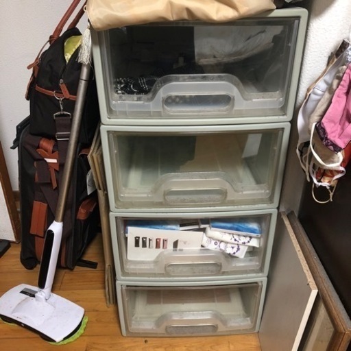 衣装ケースまとめて