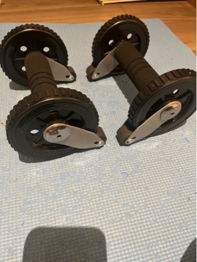 筋トレ　ダンベル　ぶら下がり健康器具、ベンチ　美品