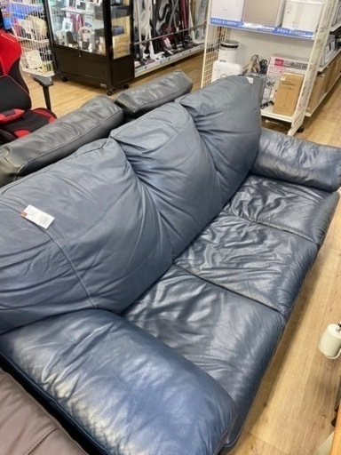 Leatherworldの3人掛けソファー