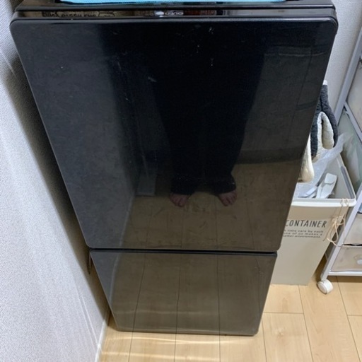 2014年製の110L冷蔵庫です。