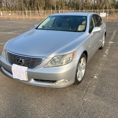 LS460  3月中名義変更可能なら多少値引きします！