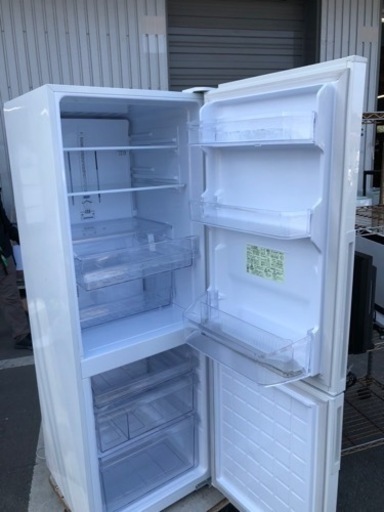 5km以内配送無料　保証付き 2020年　ハイセンス 冷蔵庫 幅55.4cm 282L ホワイト HR-D2801W 3ドア 右開き 