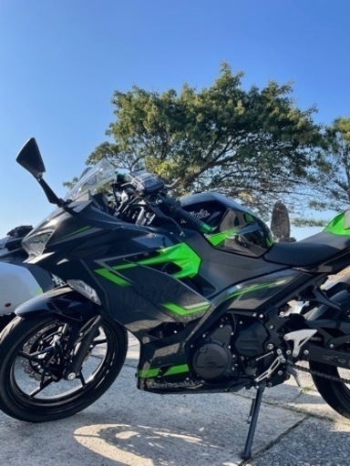 カワサキ　ニンジャ　400 極上美品