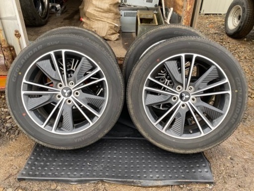 三菱純正　デリカD5 新車外し　225/55/18 アルミホイールタイヤセット