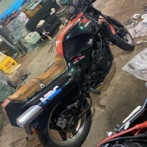 ホンダNS250Fレストア途中ですが