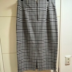 【美品】ZARAタイトスカートMサイズの画像