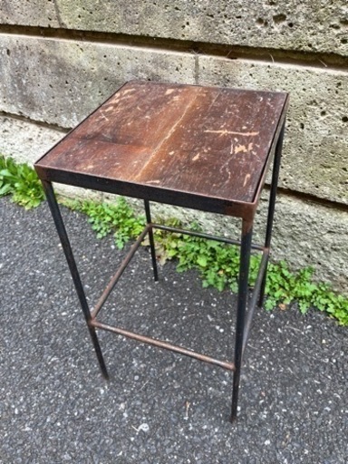 ✅大人気のアイアンコーナーテーブル②✨インダストリアルブロカント