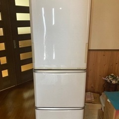 引き取り先決定　SHARP 冷蔵庫2011年製　350Ｌ