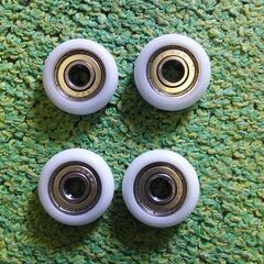 レッグマジックサークル　交換部品　ペダル用ローラー4個セットの画像