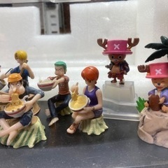 ワンピース　フィギュア　有名な拉麺のシーンなど　ケース付きの画像