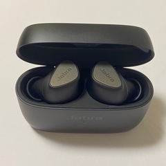 jabra elite 5 ワイヤレスイヤホンの画像
