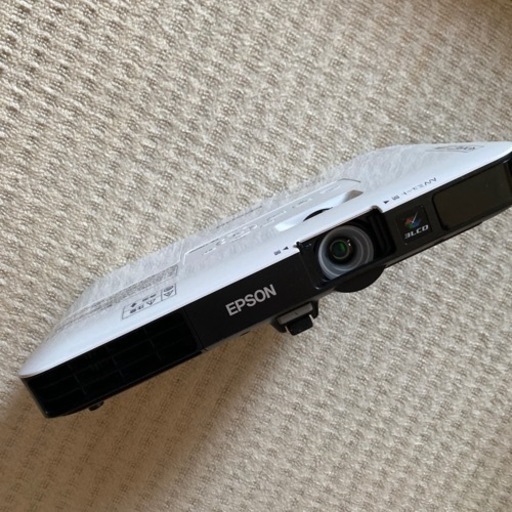 モバイル液晶プロジェクター   キャリーケース付