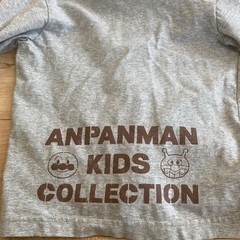 アンパンマンのパーカーの画像
