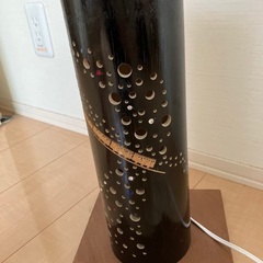 竹細工の間接照明の画像