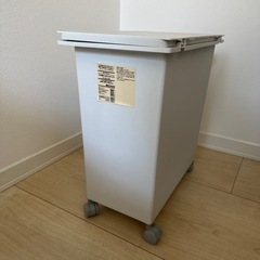 美品　無印ダストボックス