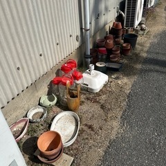 🎉植木鉢　水盤など　無料ですの画像