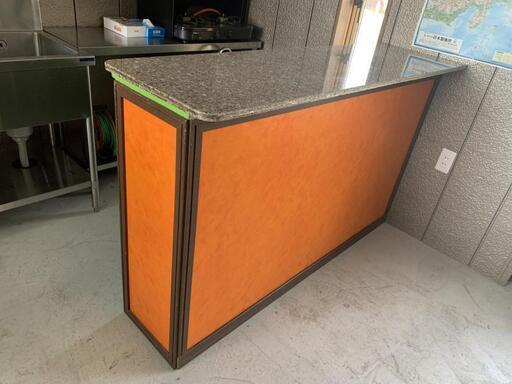 大理石カウンターテーブル 鍵付き収納付き！長さ153x奥行き45x高さ95cm