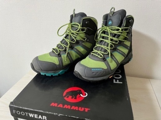 【美品】マムート　トレッキングシューズ　登山靴24cm