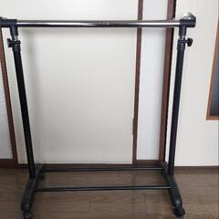 洋服掛け　200円
