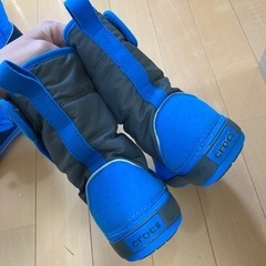 スノーブーツ クロックス 16.5の画像