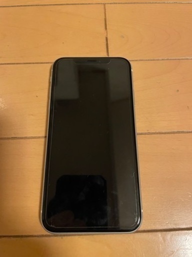 美品iPhone XR SIMﾌﾘｰ　純正充電器など付属品完備（画面ｼｰﾄ､ｹｰｽ有）