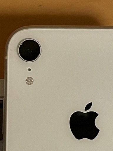 美品iPhone XR SIMﾌﾘｰ　純正充電器など付属品完備（画面ｼｰﾄ､ｹｰｽ有）