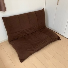 茶色のソファーベッドですの画像