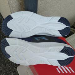 値下げ)新品ニューバランス　２８ｃｍ　new balanceの画像