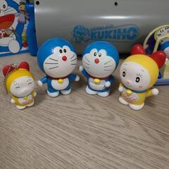 ドラえもんグッズ(くうき砲 フィギュア 本)差し上げます。の画像