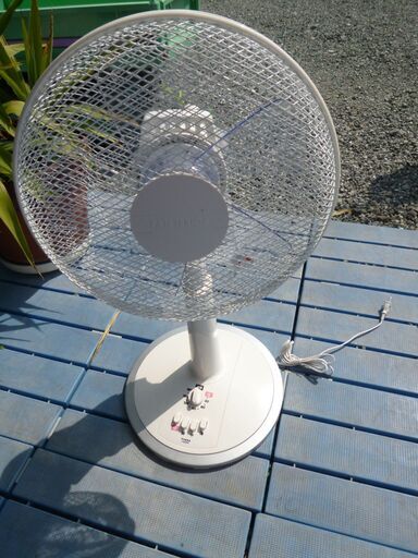 美品　ユアサ　扇風機　YT30E9WS　動作確認済み