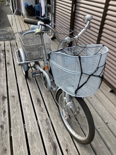 スゥイング式三輪車　一旦受付終了