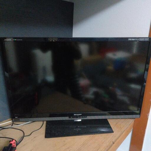 テレビ　40インチ