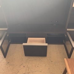 ☆直接引き取り限定☆ テレビ台 ダークブラウン ガラス張り 高級 棚 中古品 現状品