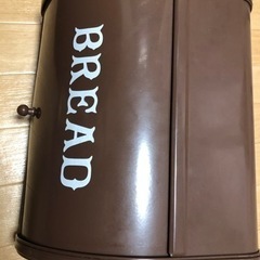 31、ブレッドケース