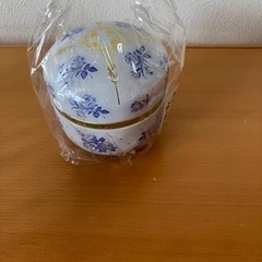 鈴子缶　小物入れ