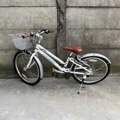Louis Garneau 子供用自転車 22インチ　ホワイト　美品 Louis Garneau 子供用自転車 22インチホワイト美品