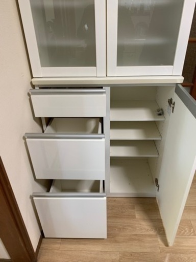 ニトリ食器棚