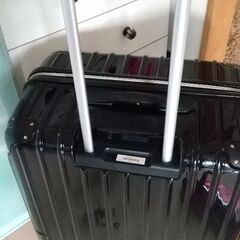 スーツケースの画像